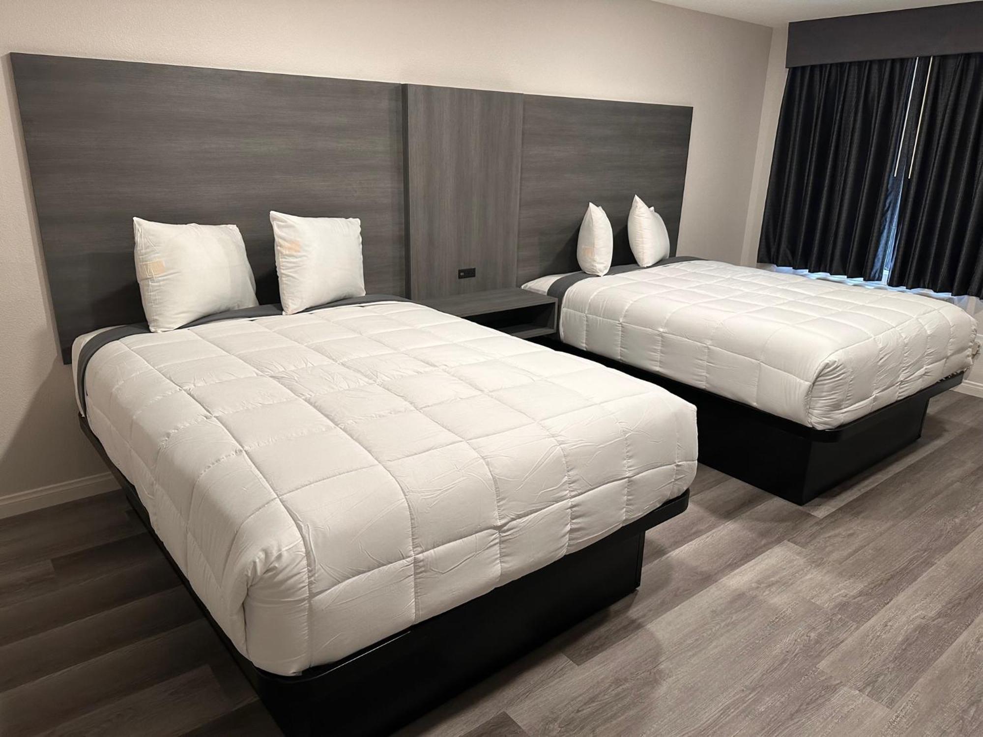 Five Star Inn 웨스트코비나 외부 사진