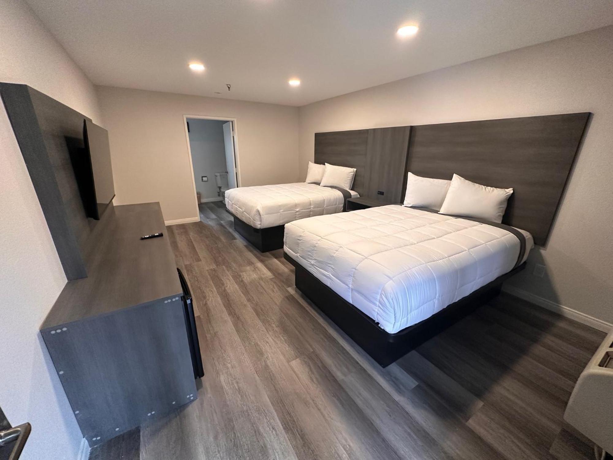 Five Star Inn 웨스트코비나 외부 사진