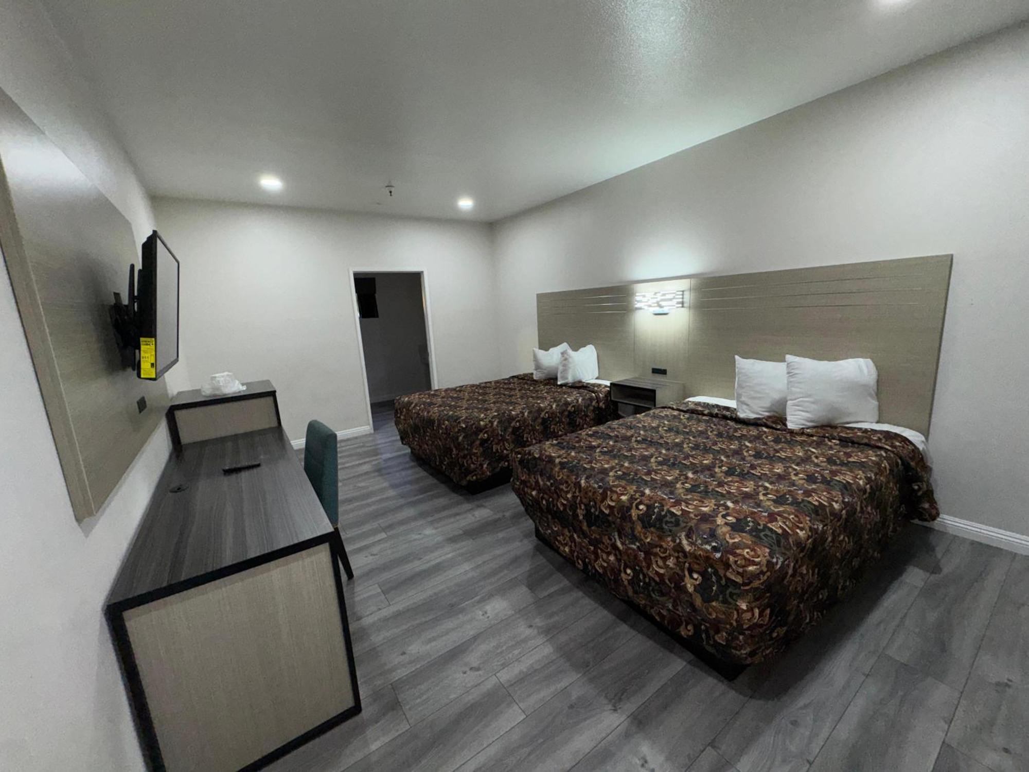 Five Star Inn 웨스트코비나 외부 사진