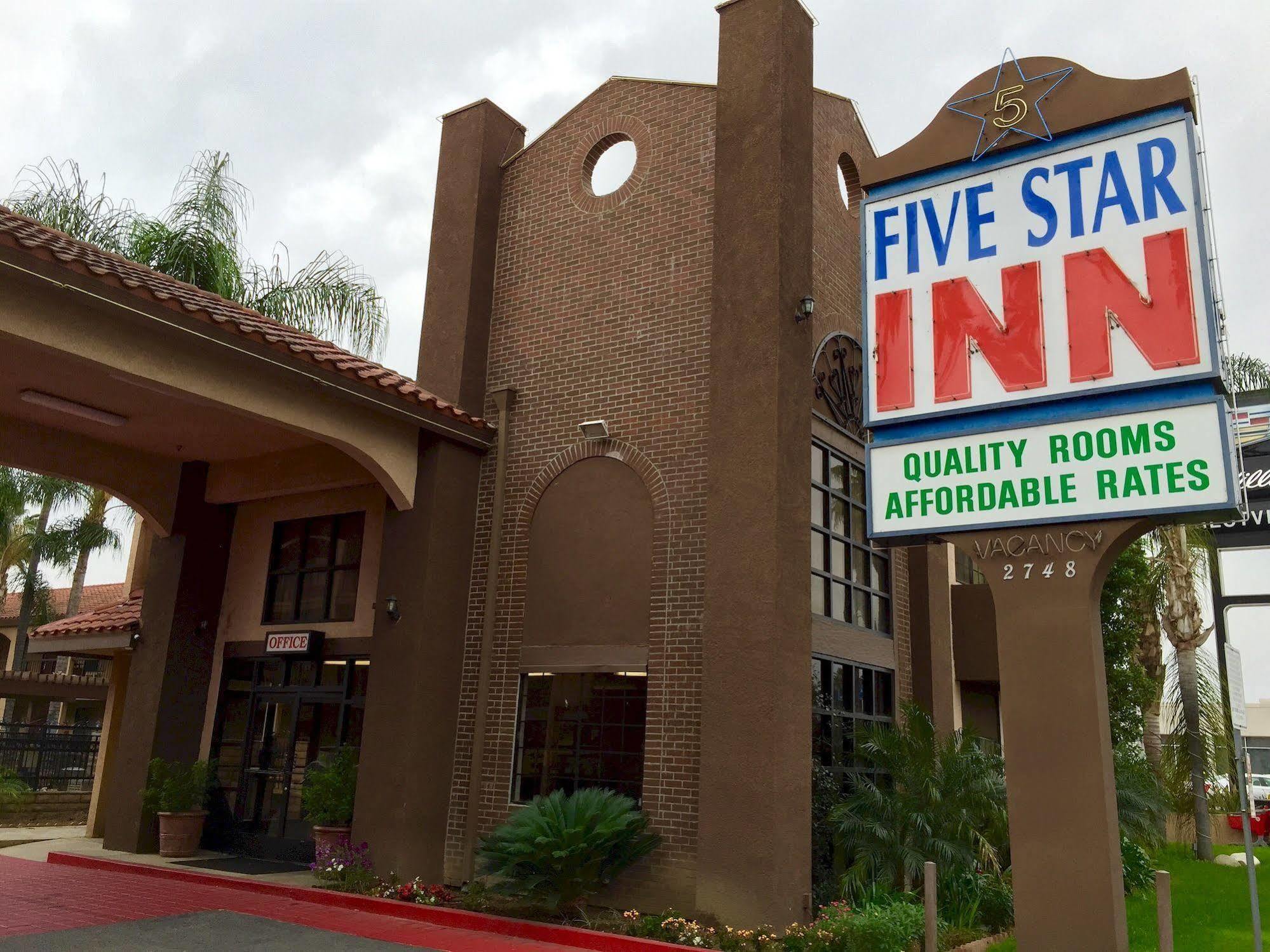 Five Star Inn 웨스트코비나 외부 사진